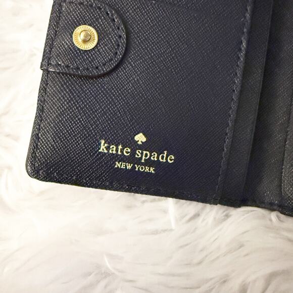 KATE SPADE | Cedar Street Small Stacy Navy Blue Saffiano Leather Bi-fold Wallet - Picture 5 of 10